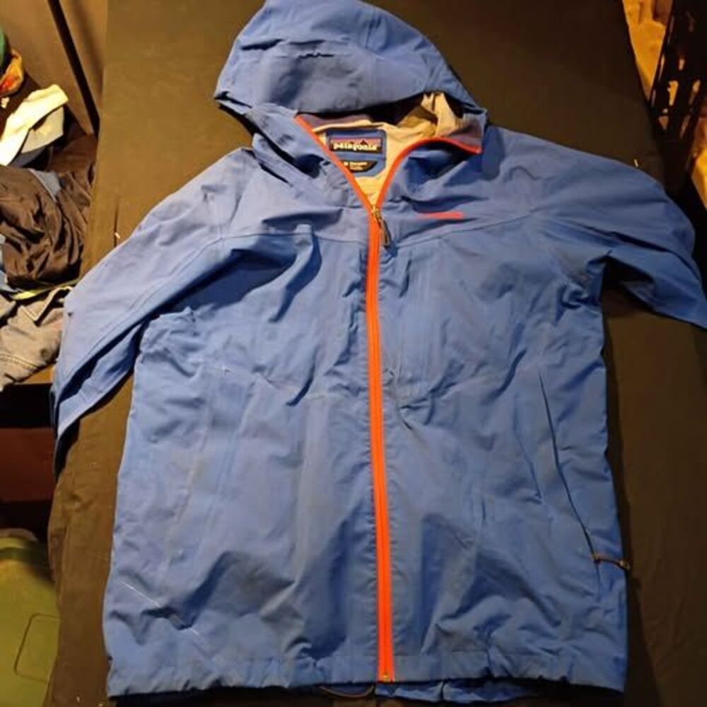 Patagonia Men's Snowshot Jacket Size Medium Blue